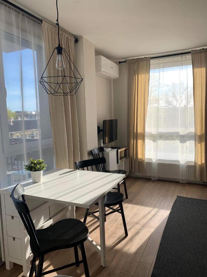 Modern Holiday Apartment Vilnius Ngoại thất bức ảnh